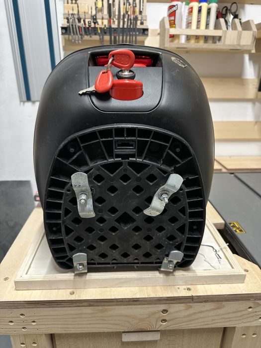 Givi Куфар за мотор/топ каса