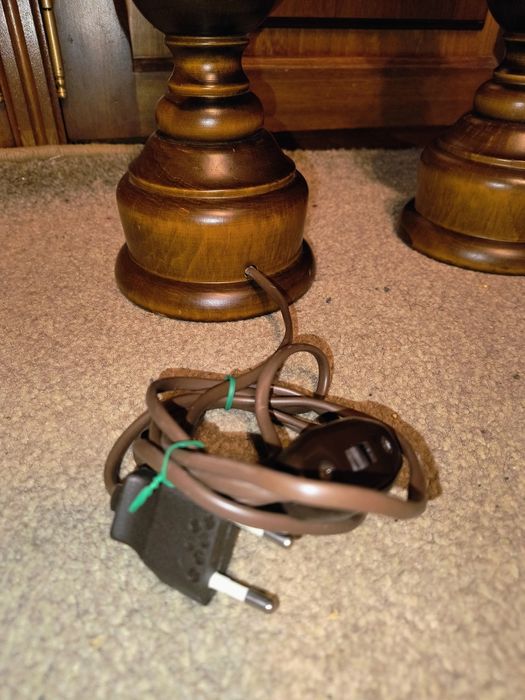 Suporti veioza din lemn masiv cu fasung mare