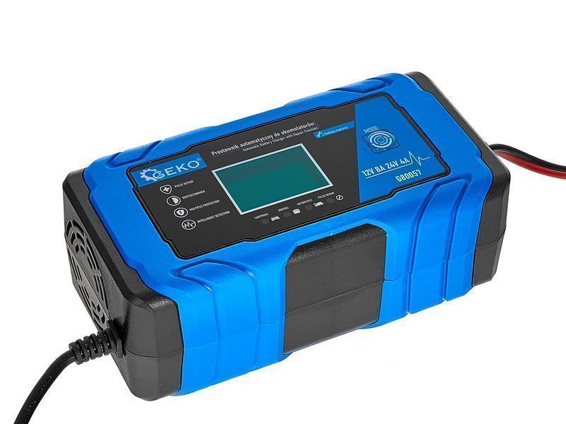 Зарядно устройство за автомобилни и мотоциклетни акумулатори с 12/24v