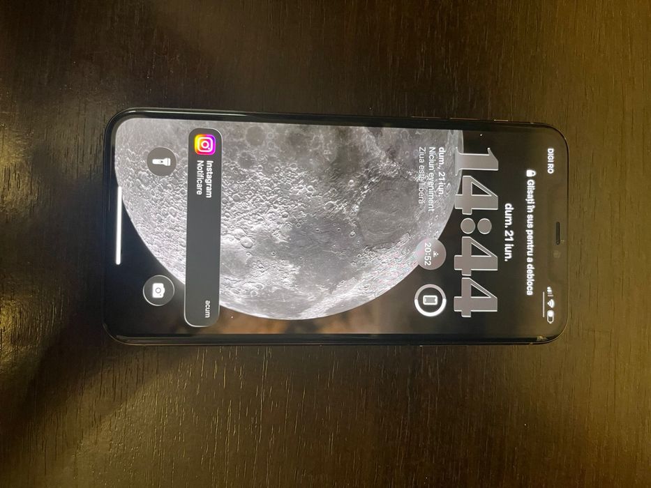 Vând Iphone 11 pro max