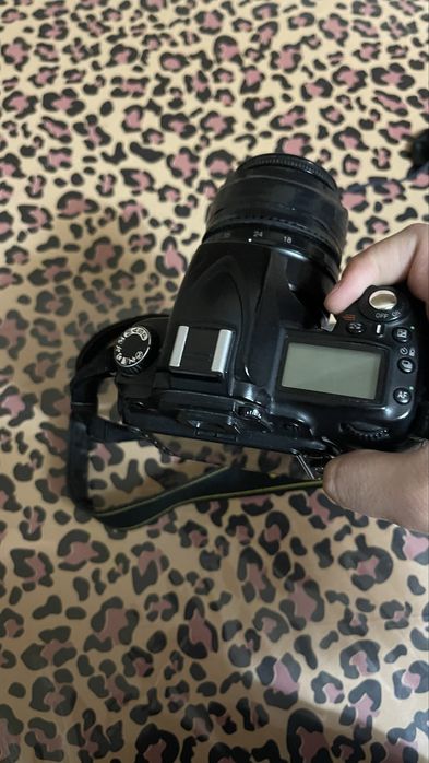 фотоапарат Nikon D90