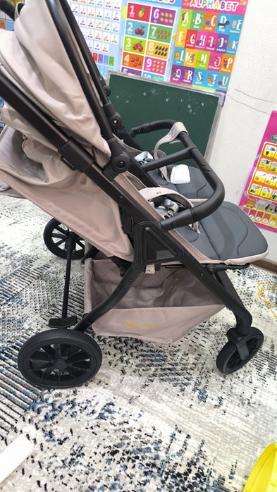 Эгзак коляска, янги. Жудаям кулай