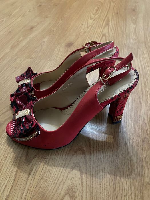 Босоножки  на выход