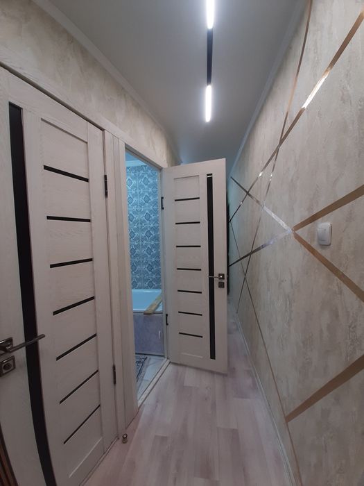 Продам 2-х комнатную квартиру в центре