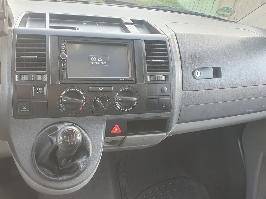 De Vanzare VW T5 3 locuri 2.5 TDI TRACTIUNE 4X4 2009  Recent adus GERMANIA Impecabila