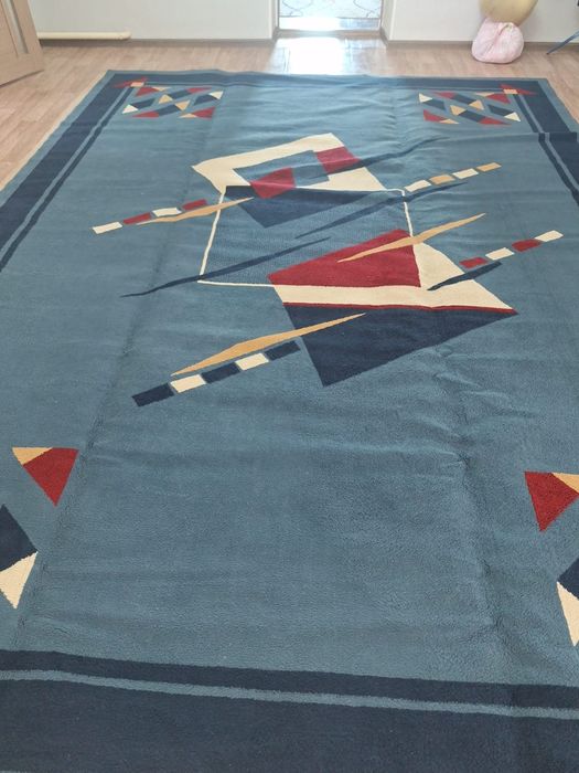 Ковры б/у хорошего качества