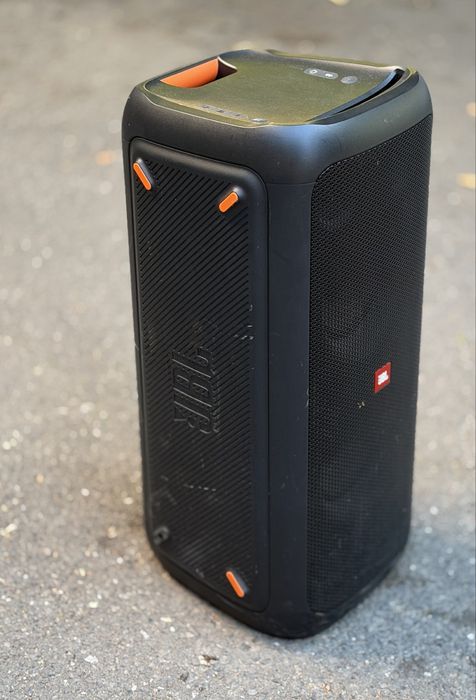 Аудио система JBL Party Box 300, Bass Boost, Bluetooth, USB, True Wireless Stereo, Light shows