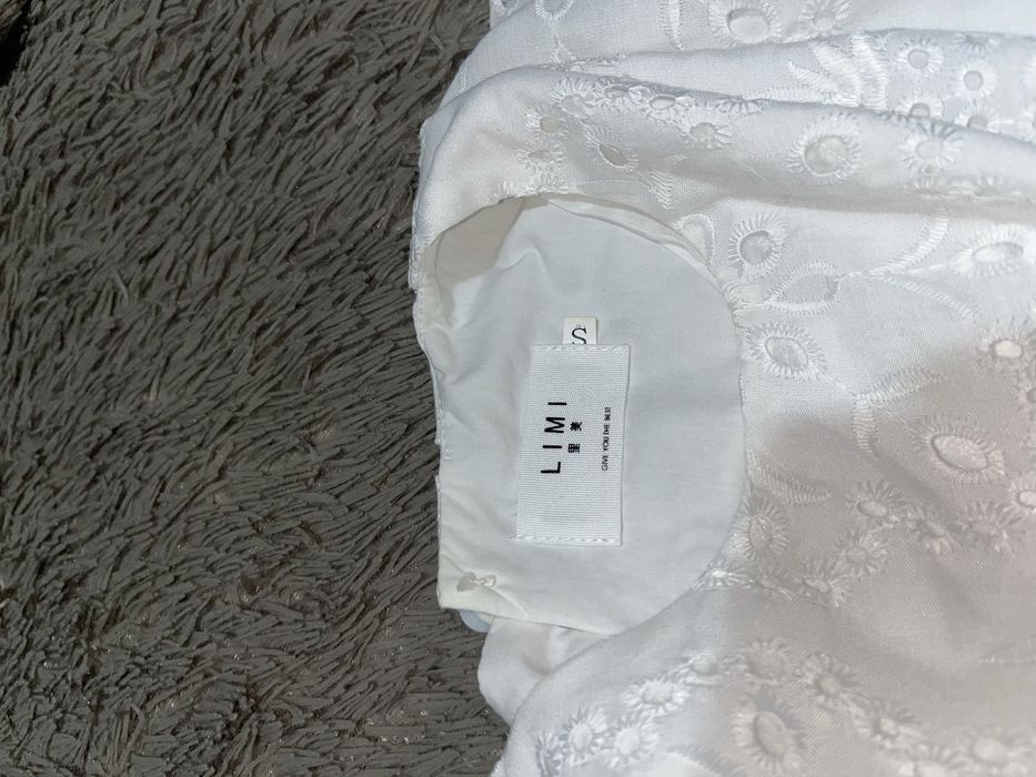 Летнее белое платье