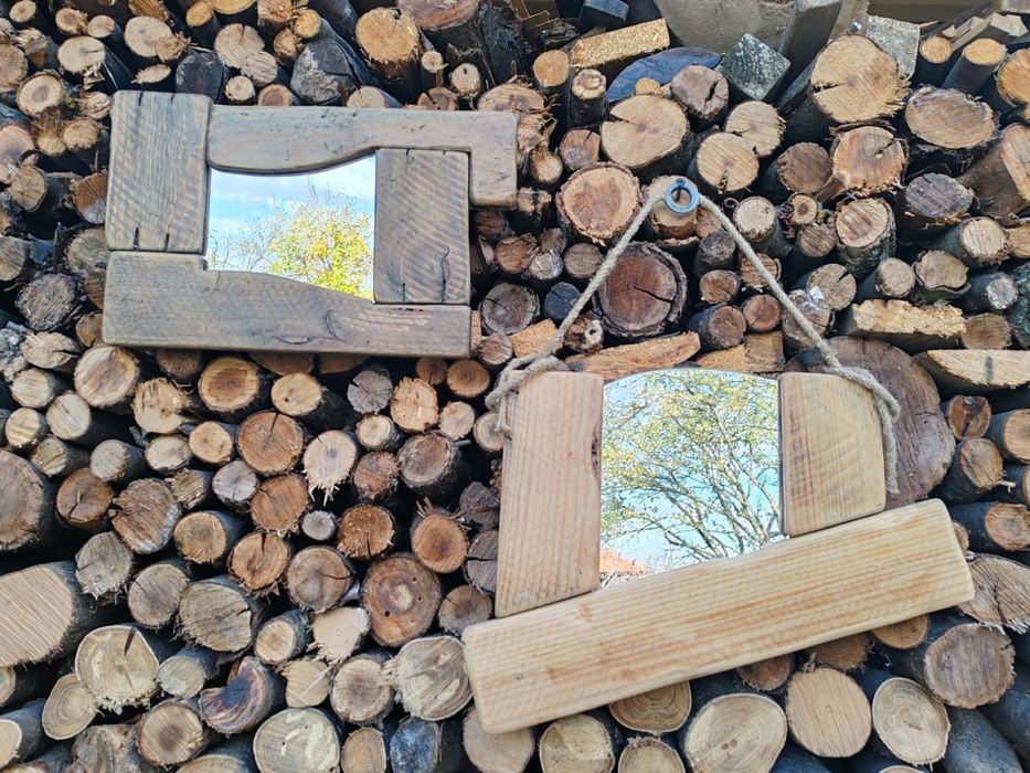 Месомелачка, огледало, касичка, статуетка