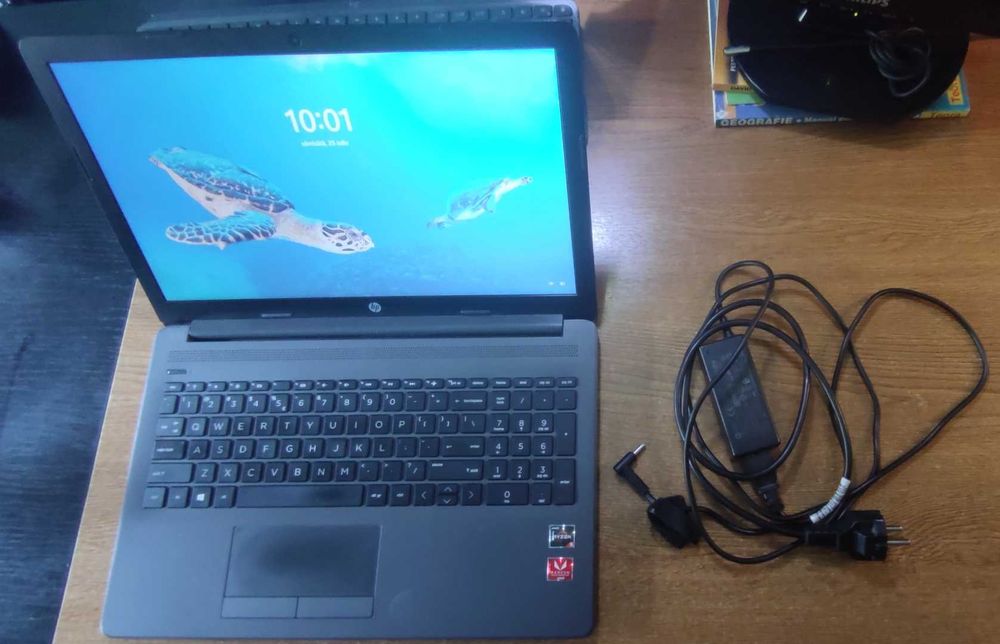 Laptop HP 255 G7 – AMD Ryzen 5 2500U, 8GB RAM, SSD 256GB