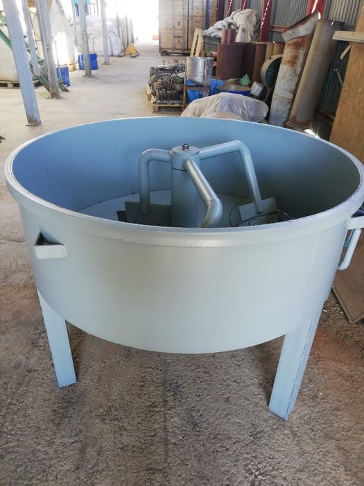 Продам станок для производства Лего кирпича