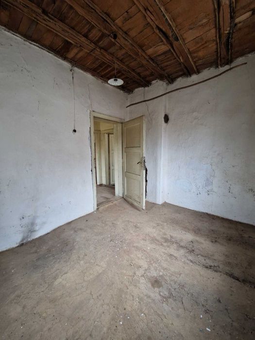 Продава се Къща в с. Николаево, Област Плевен - 203 кв.м за 75 €/кв.м - Снимка #10