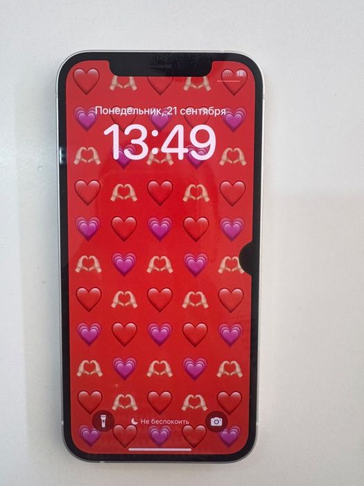 Продам iphone12. Цена 60 тыс окончательно. В хорошем состоянии.