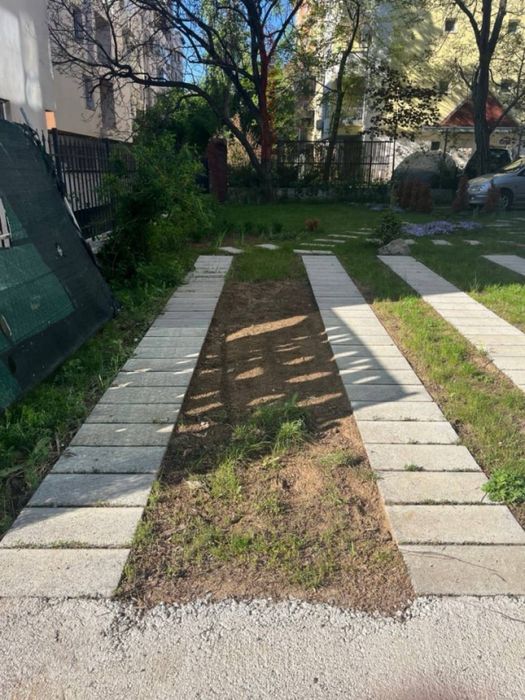 Дава се под наем Гараж / Паркомясто в София, Люлин 10 - 14 кв.м за 61.2 € - Снимка #1