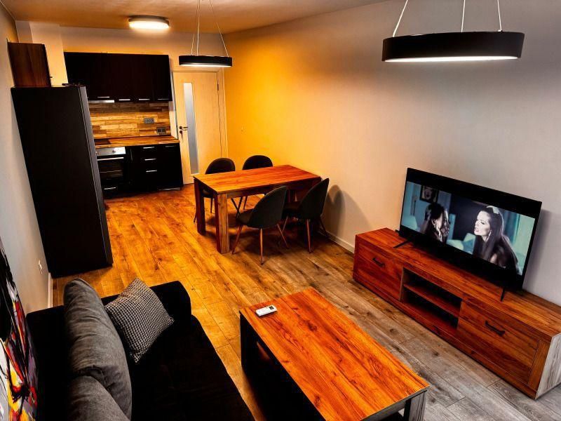 Дава се под наем Двустаен апартамент в София, Дървеница - 70 кв.м за 746.64 € - Снимка #1