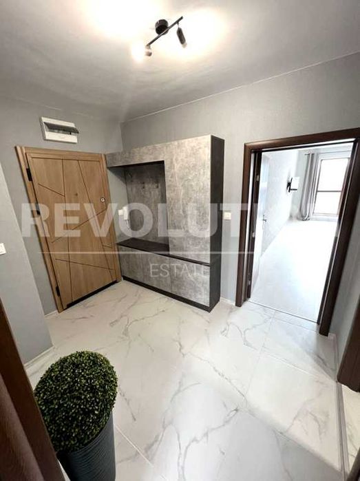 ЧИСТО НОВ! Тристаен апартамент в жк. Бриз/ С паркомясто!!!