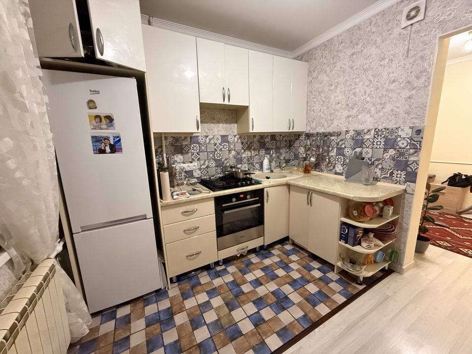 Пролам кухонную мебель