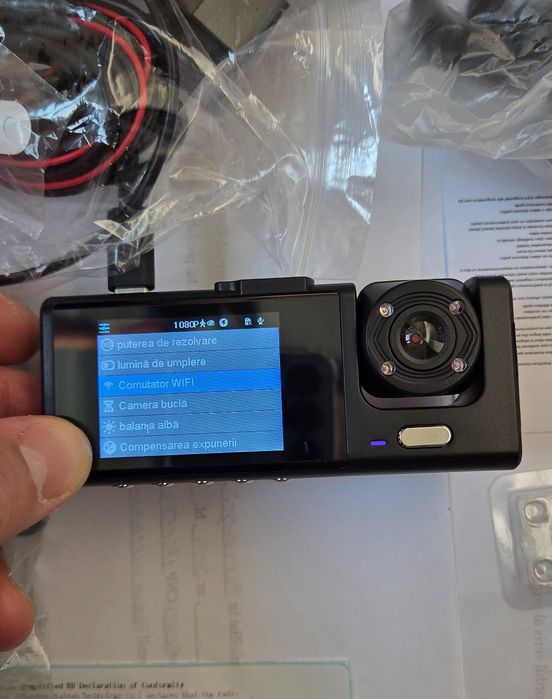 Camera video auto tripla/wifi/card 64Gb/Full HD.
