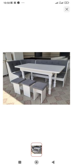 Продам стол кухонный