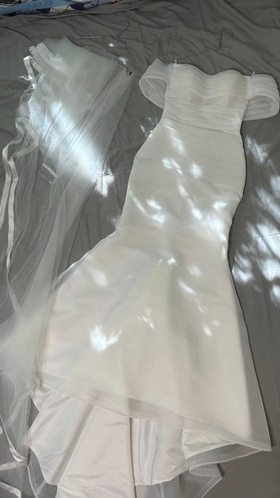 Свадебное платье и  фата