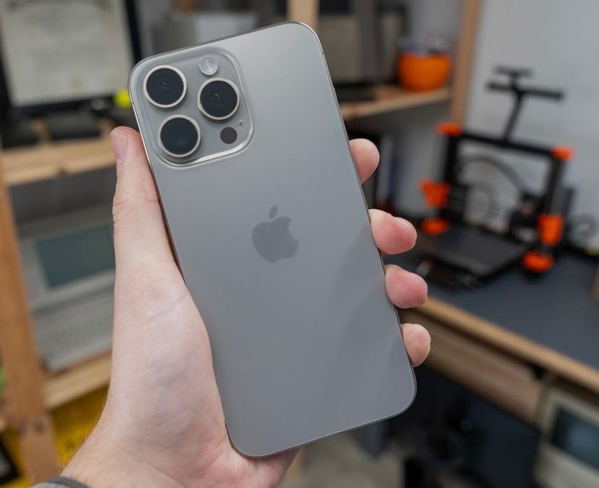 Iphone 15 pro max imekadan otgan 2 ta simkartali aybi umman yoq