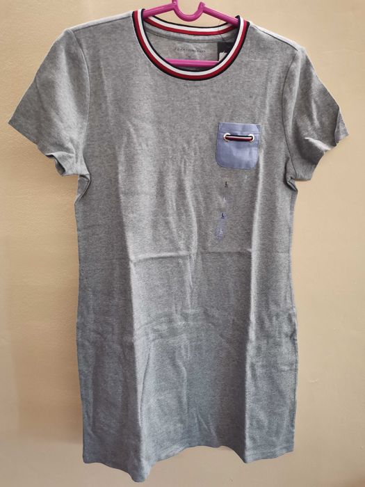 Дамска рокля много добро качество