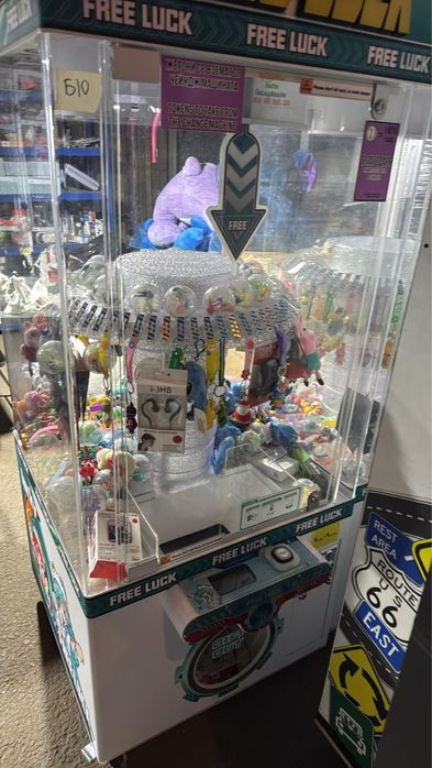 Машина за играчки Pink Date , Кранче