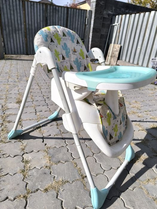 Стул для кормления