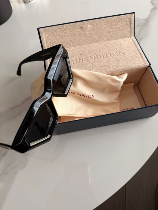 Слънчеви очила LV