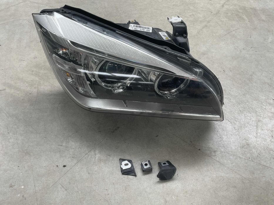 far dreapta xenon cu defect Bmw X1 E84 LCI cod 7290240