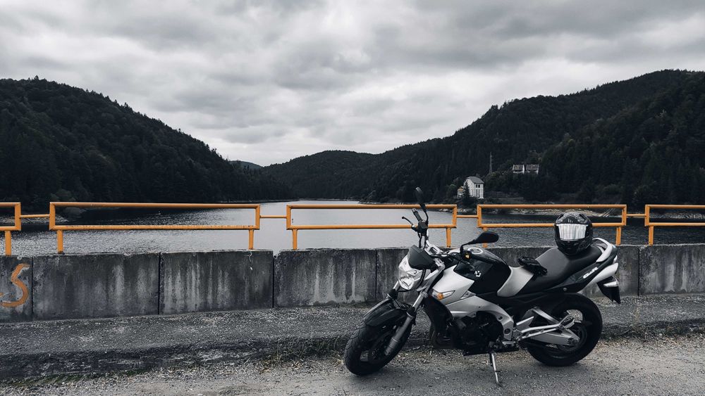 Suzuki GSR-600, 2007