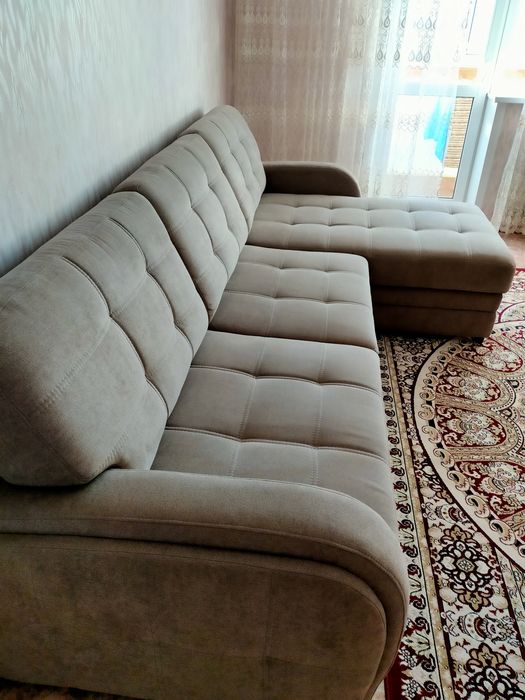 Продам диван угловой