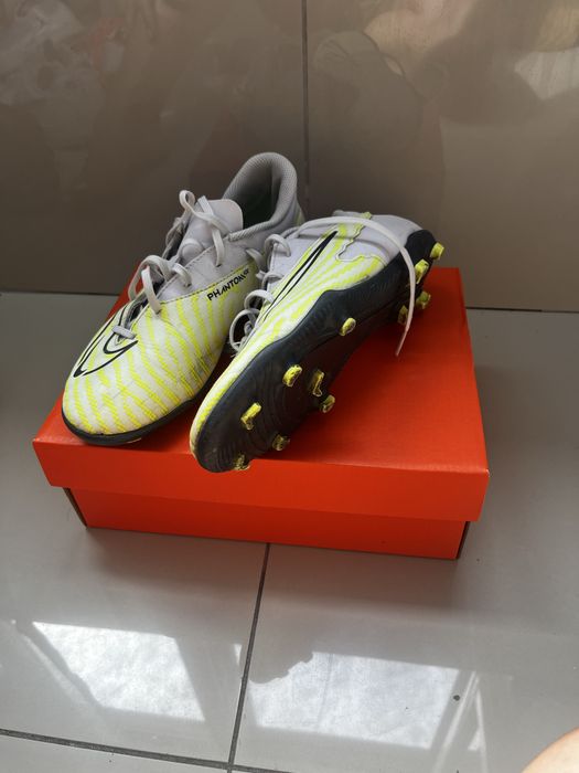 Vand ghete fotbal nike