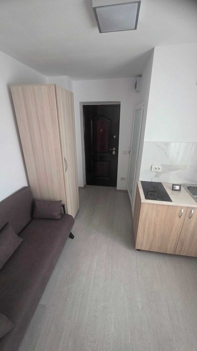 Garsoniera de vânzare zona CET