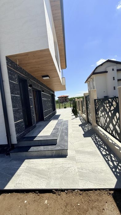 Продава се Къща в Пловдив, Коматевски възел - 220 кв.м за 853 €/кв.м - Снимка #4
