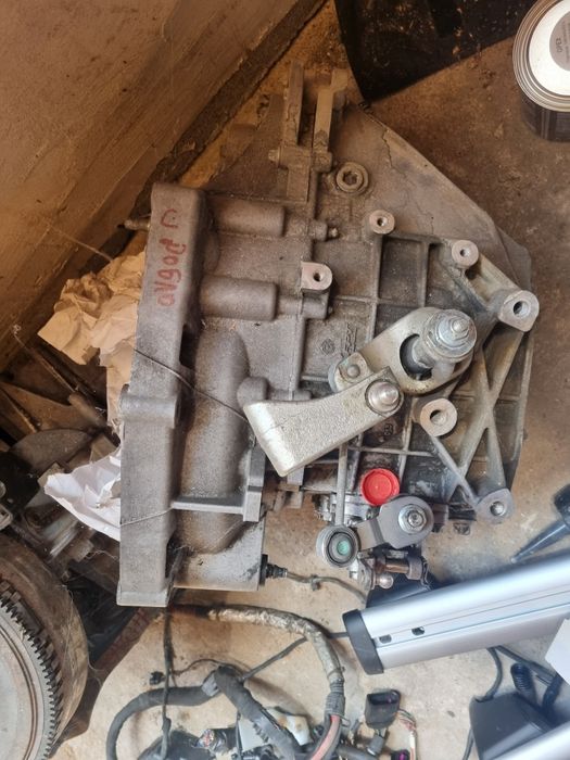 Скоростна кутия за Fiat Doblo 1.6myltijet 2016god