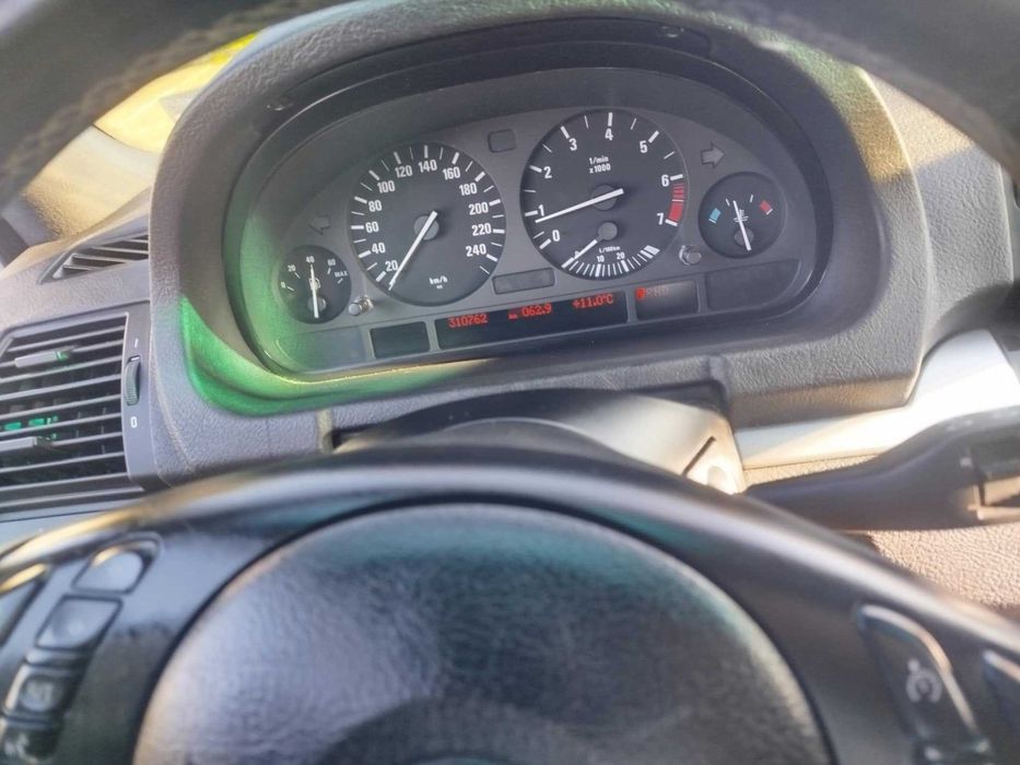 BMW X5 3.0 газ 2002г.