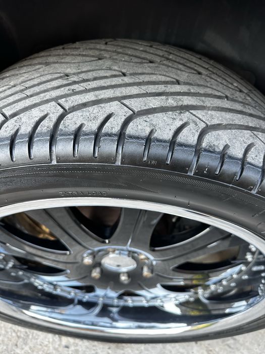 305.35R24 продам диски с резиной