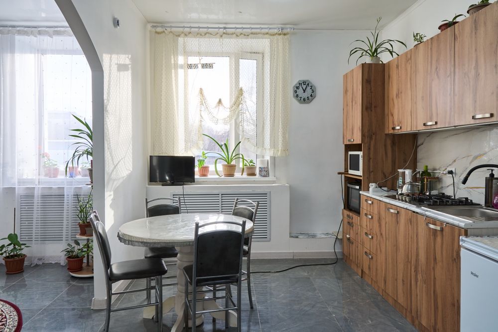 Продаётся двух этажное здание