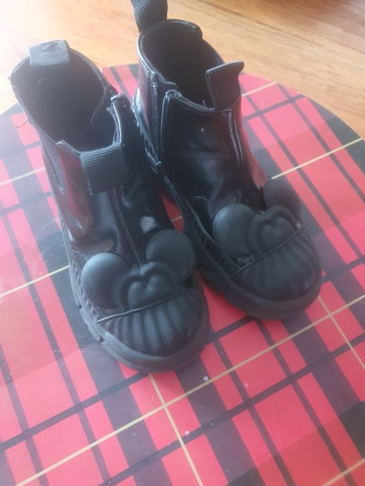 Ghete zara 27 stare f buna