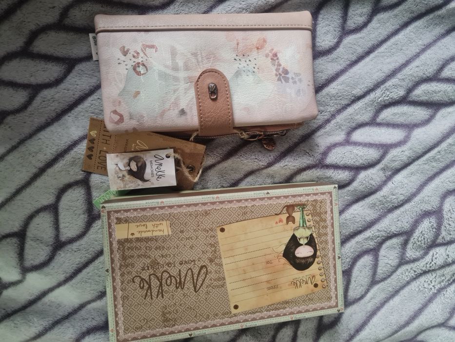 Ново портмоне Anekke