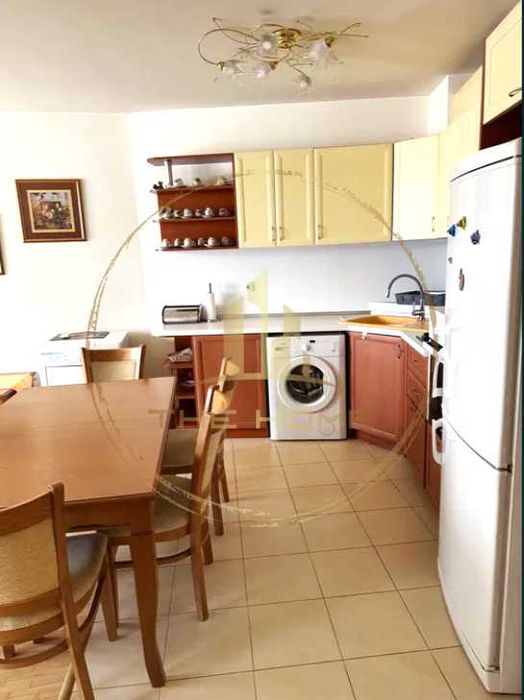 Дава се под наем Двустаен апартамент в Варна, Център - 73 кв.м за 550 € - Снимка #1