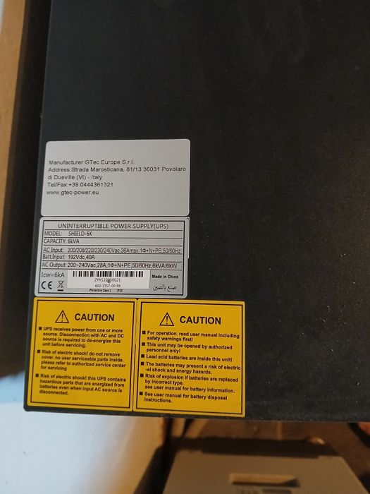 Vând UPS Shield 6k