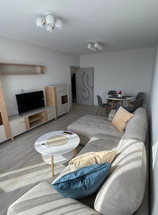 Дава се под наем Тристаен апартамент в Пловдив, Западен - 58 кв.м за 475 € - Снимка #2