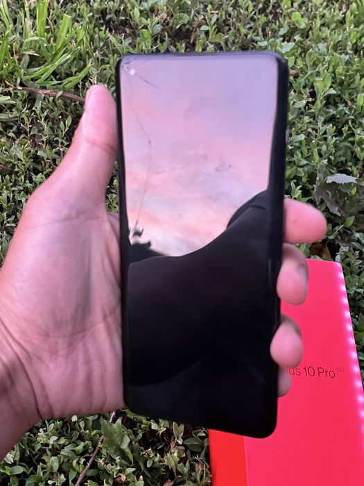 One plus 10 pro 5g 256 GB