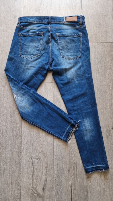 Blugi Pull&Bear de barbati