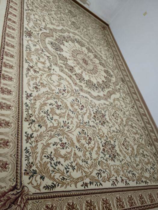 Гилам сотилади договорная