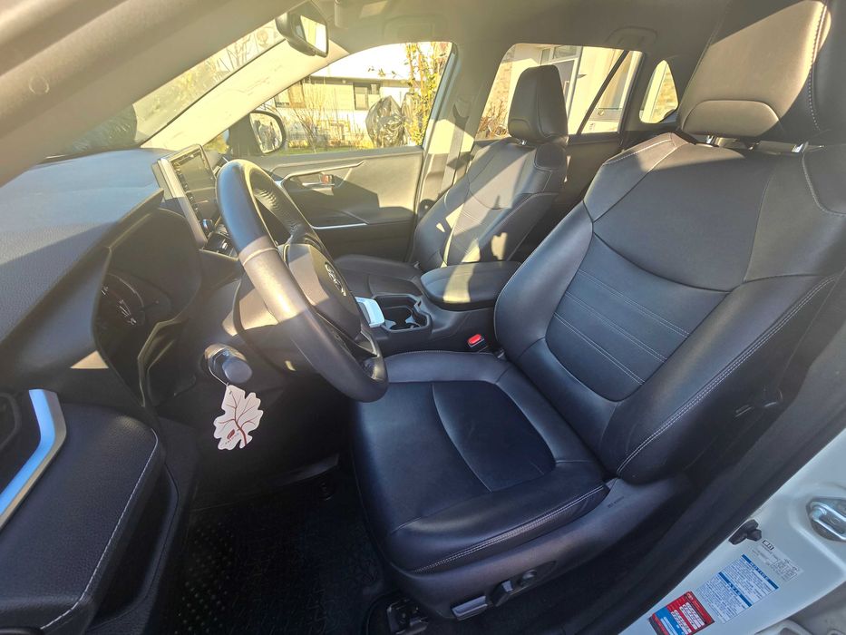Vand Toyota RAV4 | Luxury | 4x4 | 2020 | Automata | PRIMUL PROPRIETAR