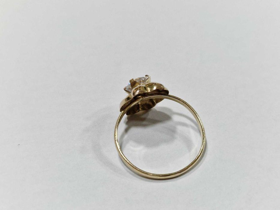 Дамски златен пръстен 14К / 1,63 гр.