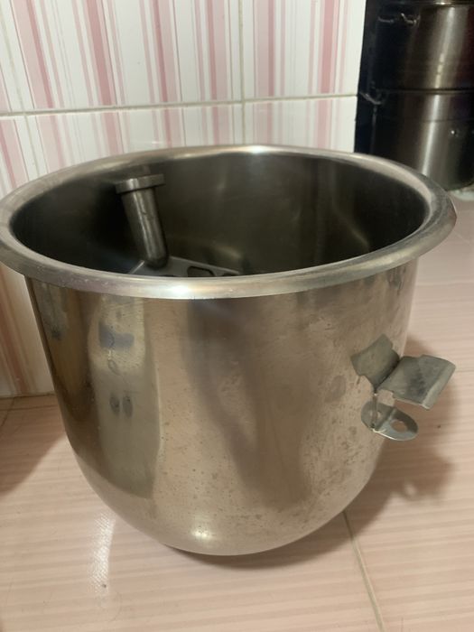 Тестомес производственный на 25 л